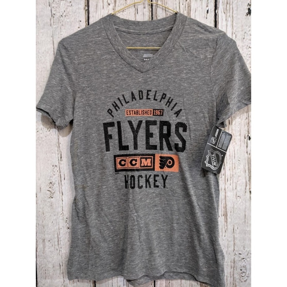 Girl'sMedium 10/12 CCM Philadelphia Flyers V-Neck Short Sleeve Tee T-Shirt NEW